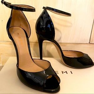 M. Gemi Amare Peep Toe Heel (6.5)